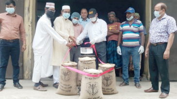 পতœীতলায় চাল সংগ্রহ উদ্বোধন