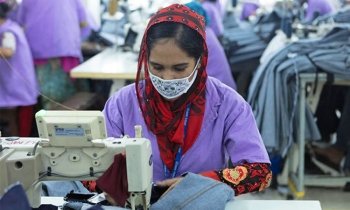 নারী পোশাকশ্রমিকদের হয়রানির ঝুঁকি বাড়িয়েছে করোনা