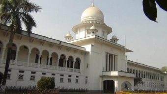 বিচারপতি সিনহার মামলায় খালাস পাওয়া ২ জনকে আত্মসমর্পণের নির্দেশ