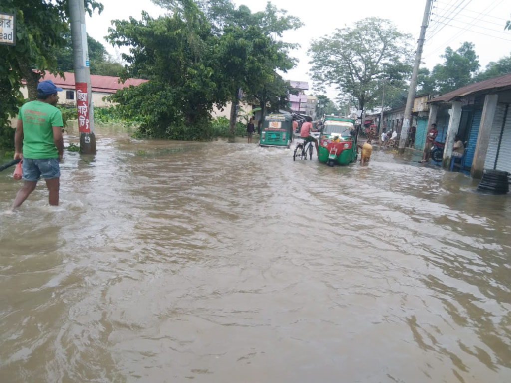 সুনামগঞ্জে কমেছে সব নদীর পানি