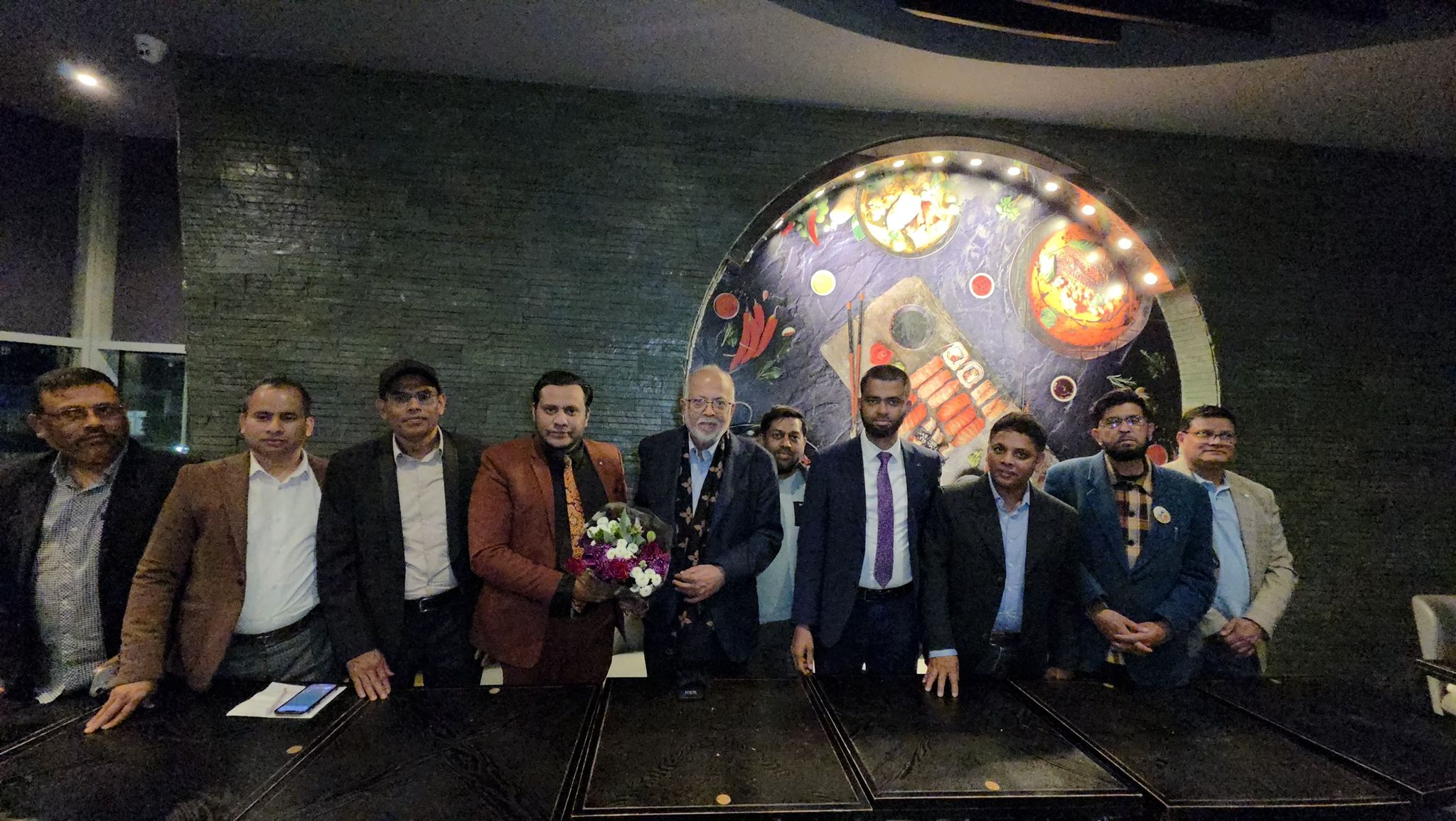 লন্ডনে সাবেক এমপি জননেতা আলহাজ্ব গিয়াস উদ্দিন কাদের চৌধুরী-কে বিশাল সংবর্ধনা প্রদান