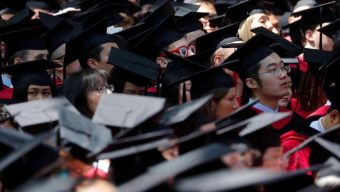 যুক্তরাষ্ট্রে পুনরায় চালু হচ্ছে স্টুডেন্ট ভিসা, বাড়ল শর্ত ও নজরদারি